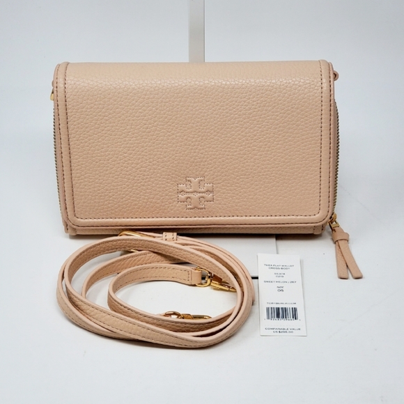 Tory Burch Handbags - 💯 Auth Tory Burch Carter Chain Wallet Crossbody